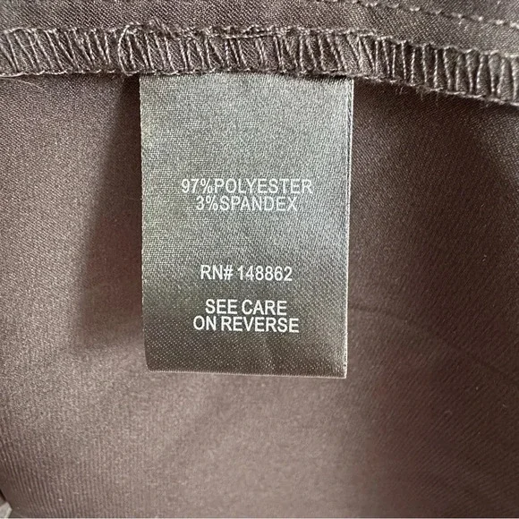 🌴Torrid NWT Satin Button Front Top 5X/28 in Deep Black - Picture 6 of 6